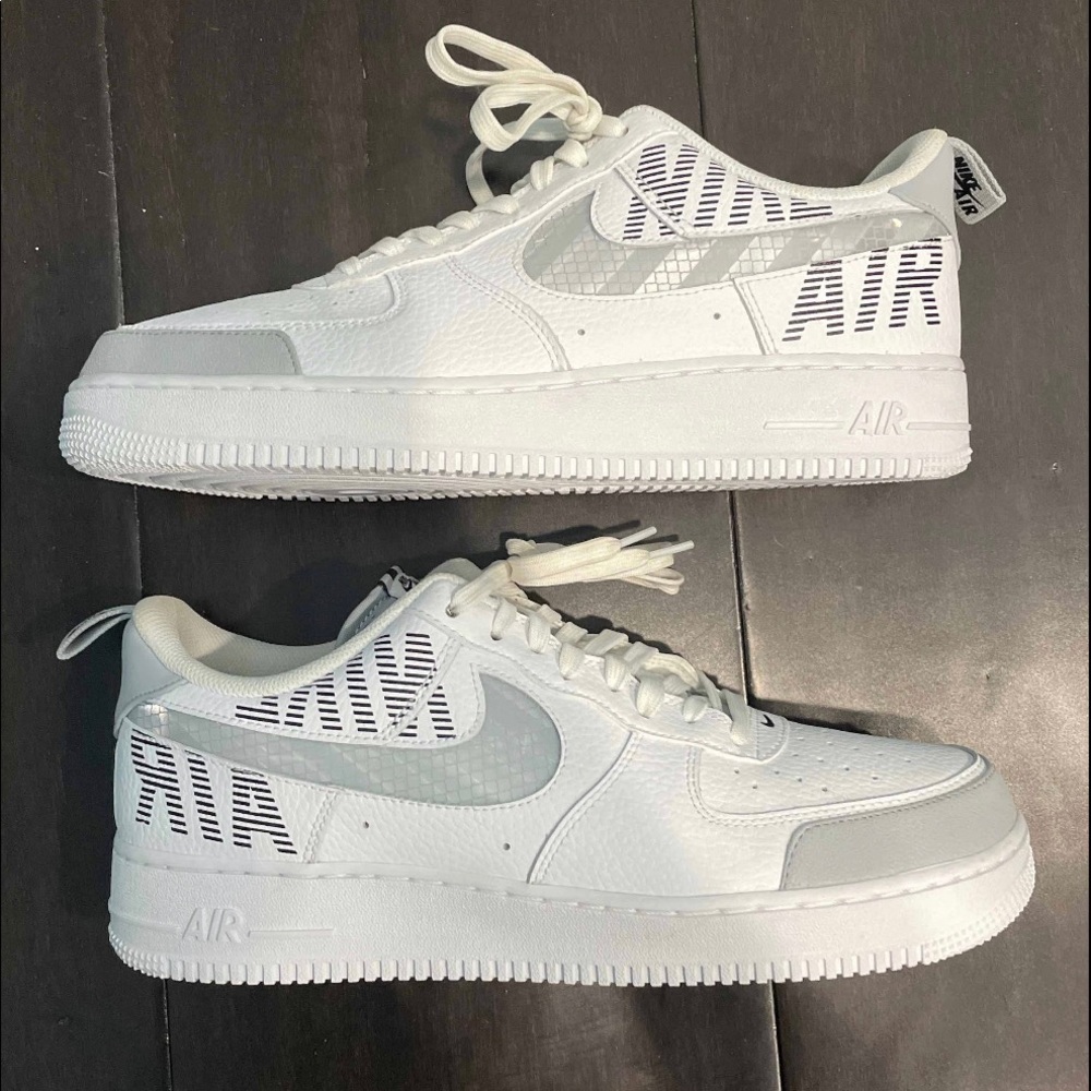 Air Force 1 “under construction” White
